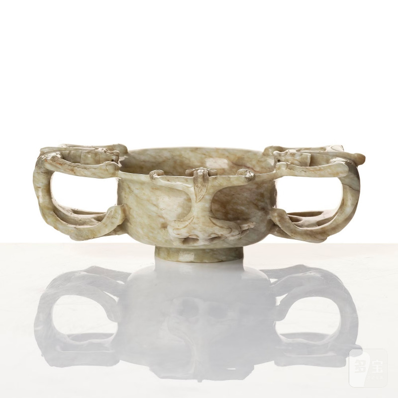 A large 'chicken-bone' jade chilong cup, - 图11